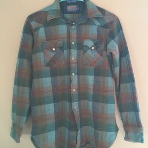 Women’s L Long Pendleton Wool Buttondown Flannel Shirt